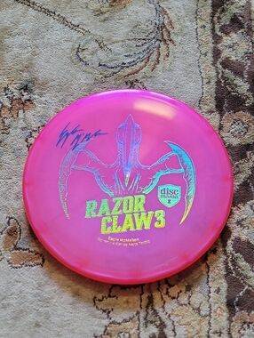 NEW Discmania Razor Claw 3 Pink Meta Chameleon 172G Approach Disc Double Stamp